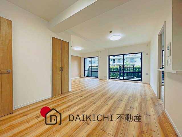 【居間・リビング】 | ガーデンストリーム鴻巣3番館　中古マンション