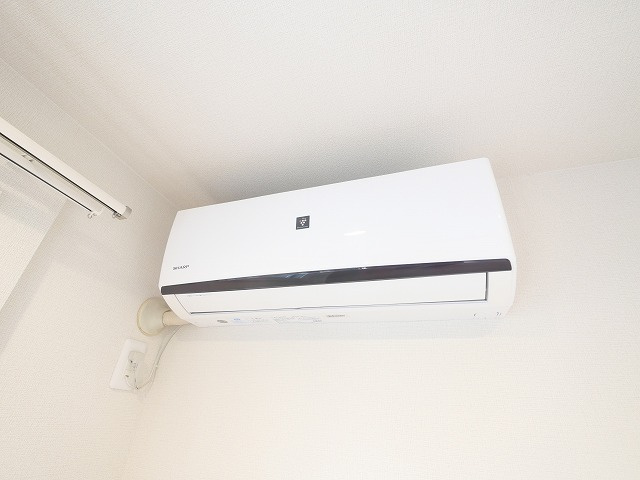 ラ・フォーレ紀寺の設備|エアコンです