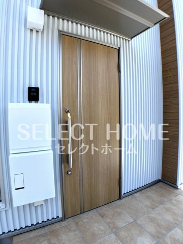  | クワテュオール沓市場
