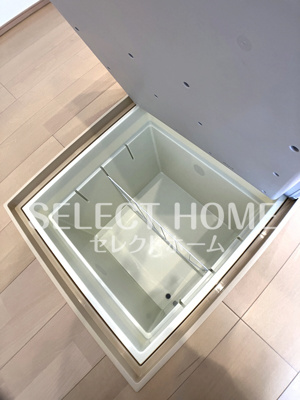  | クワテュオール沓市場