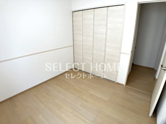  | クワテュオール沓市場