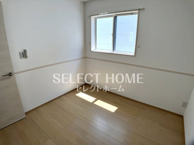  | クワテュオール沓市場