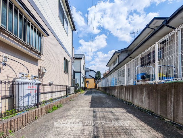 日野市南平4丁目　中古戸建の駐車場