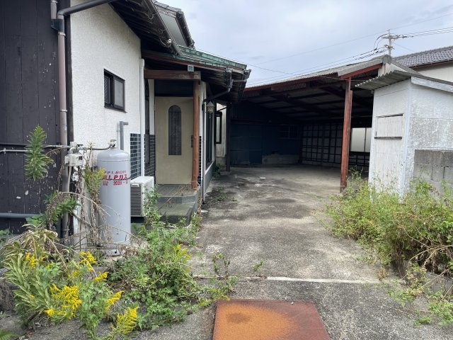 大木町上牟田口戸建の駐車場