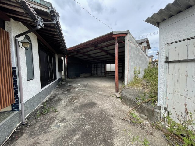 大木町上牟田口戸建の駐車場