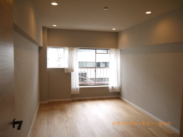 【洋室】 | サトミビル（池袋住宅）