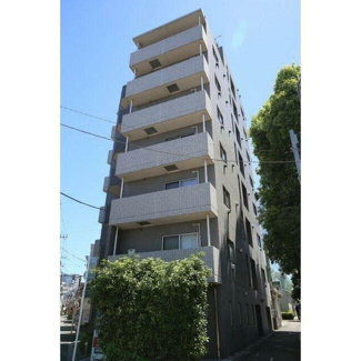 【外観】 | 鉄筋コンクリート造のがっちりとした建物。