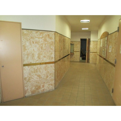 【エントランス】 | サンタの館医大前