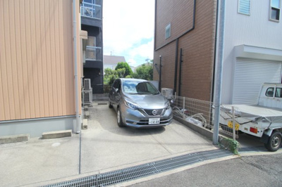 【駐車場】 | ネオシャイン豊中