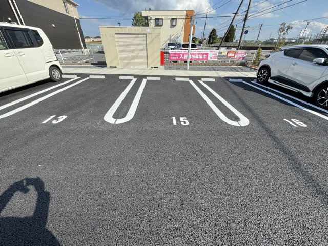 アリビオの駐車場
