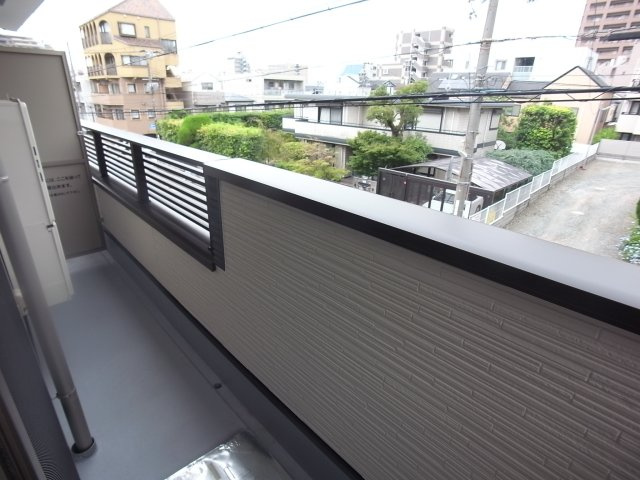 フォート本山中町のバルコニー