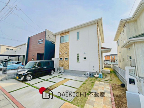 鴻巣市ひばり野1丁目　中古戸建の画像