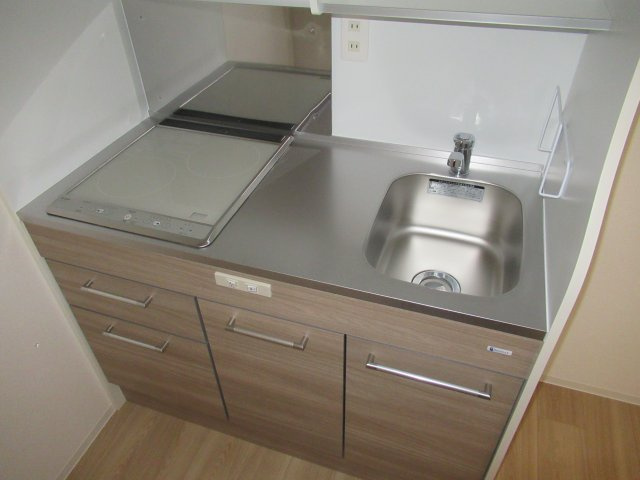 セレニテ兵庫エクラのキッチン|お料理しやすいキッチンです