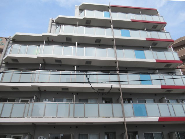 セレニテ兵庫エクラの外観|外観は落ち着いています