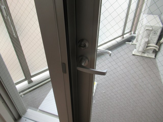 セレニテ兵庫エクラのセキュリティ|針金入りのガラス