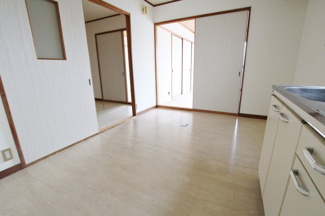 【居間・リビング】 | ローズハイツ