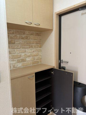 【玄関】 | ソレーユガーデンB棟 | シューズボックス