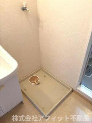 【その他】 | ソレーユガーデンB棟 | 室内洗濯機置き場