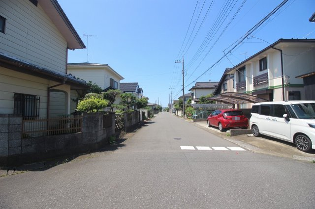 野木町丸林の前面道路含む現地写真|北西側道路