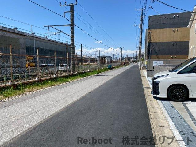 メイプルツリーの周辺