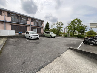 【駐車場】