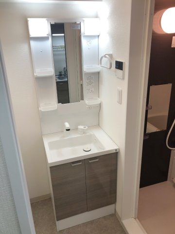 IL VIALEの独立洗面台