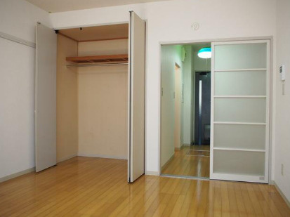 【寝室】ユルバンプチメゾン