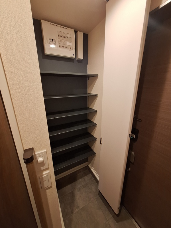 サンボナールＭの玄関