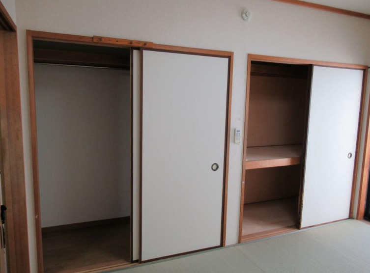 灘北通４丁目貸家の収納