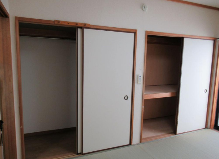 灘北通４丁目貸家の収納