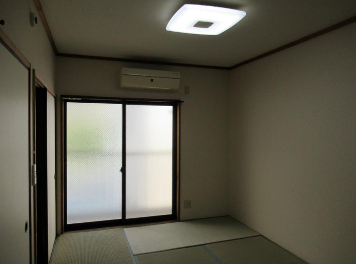 灘北通４丁目貸家の和室