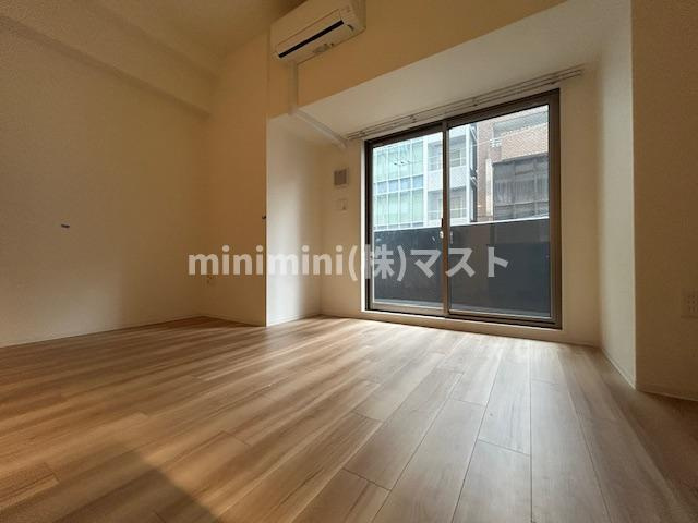 セレニテ堺筋本町リアンの居間・リビング