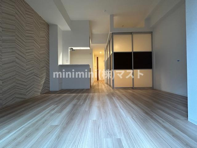 セレニテ堺筋本町リアンの居間・リビング