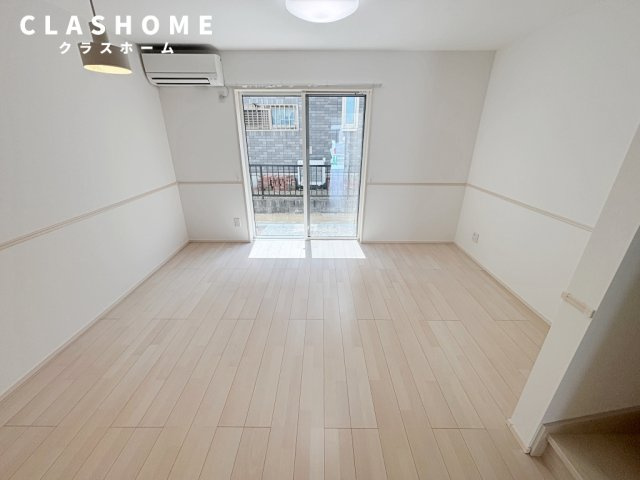 シベール城向　　刈谷市近郊の賃貸はクラスホームの居間・リビング