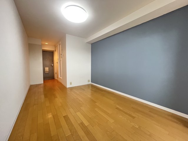 アミティ近大通りの内装