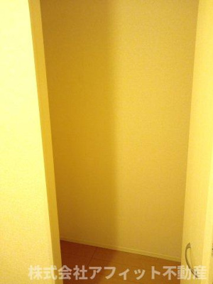 【その他】 | ノール リヴィエール ドゥ | 玄関収納