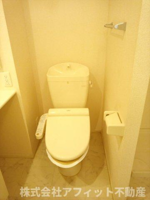 【トイレ】 | ノール リヴィエール ドゥ | 温水洗浄暖房便座