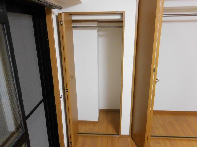 アンフィニィ松ヶ丘の収納