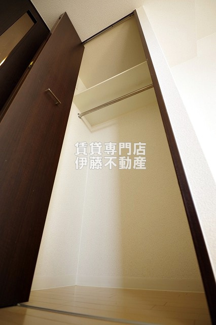 エルスタンザ徳川の収納