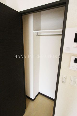 クレイノルナルミエール三郷の収納