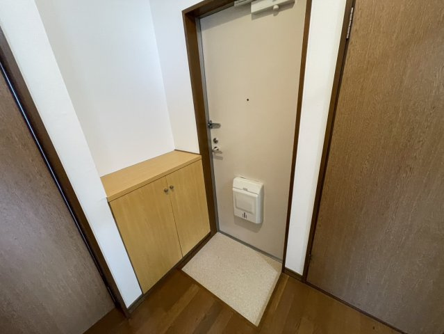 メゾンドシェルの玄関