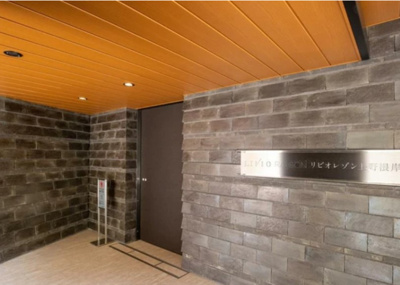 【エントランス】 | レビオレゾン上野根岸