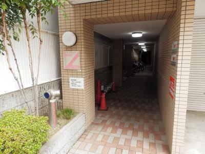 ラクティー四条寺町のエントランス