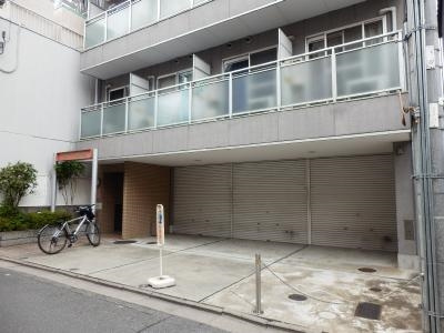 ラクティー四条寺町の駐車場