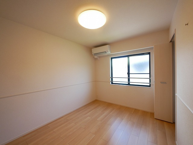 リジエールの洋室