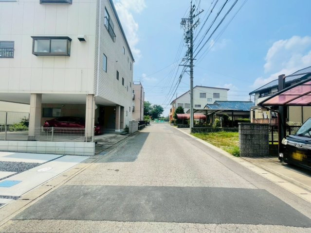 グラファーレ　江南市村久野町平河　全2区画分譲の前面道路含む現地写真|■前面道路　■ヤマダ不動産　株式会社リライフ　
■夢のマイホーム購入をフルサポートします！
