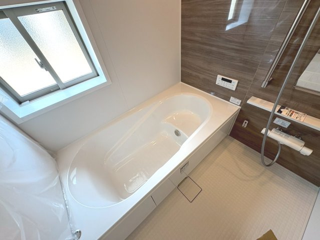 グラファーレ　江南市村久野町平河　全2区画分譲の浴室|高断熱浴槽を使用し温めたお湯の熱をにがしにくくしっかり断熱します。