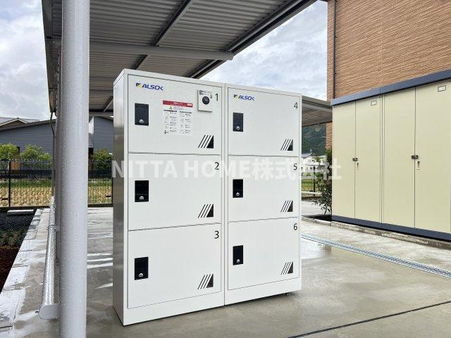 デスパシオ氷上Ⅰのその他共用部分|不在時に便利な宅配ＢＯＸ(*^^)v