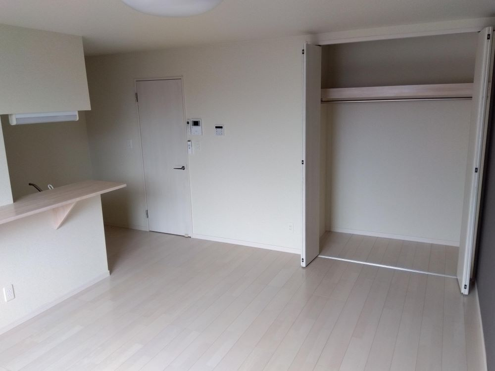 クレアージュ江陽Bの居間・リビング