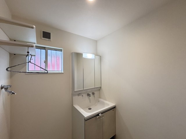 新築戸建　長楽寺１丁目（B/AB）の独立洗面台